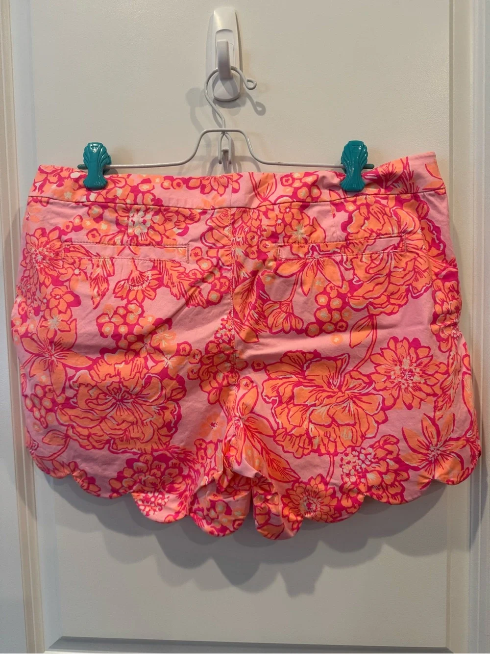 Lilly Pulitzer Floral Scallop-Hem Shorts